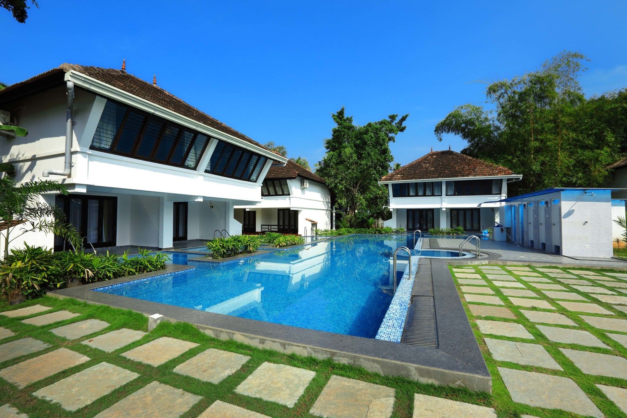 Nihara Resort And Spa Kochi Exterior photo